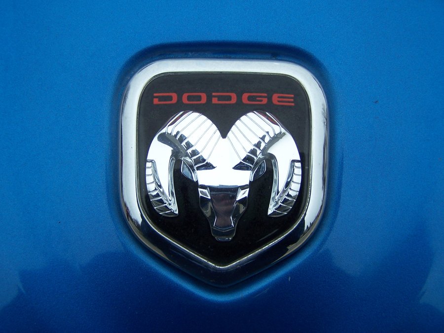 Dodge логотип бренда