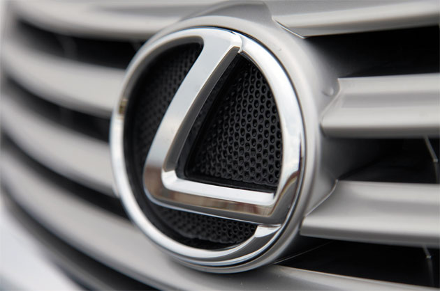 логотип бренда Lexus
